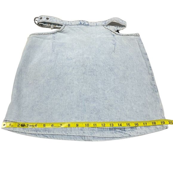 Revolve We Wore What Skirt Women S Denim Cut Out Mini Light Wash 90s Y2K Casual - Picture 7 of 16